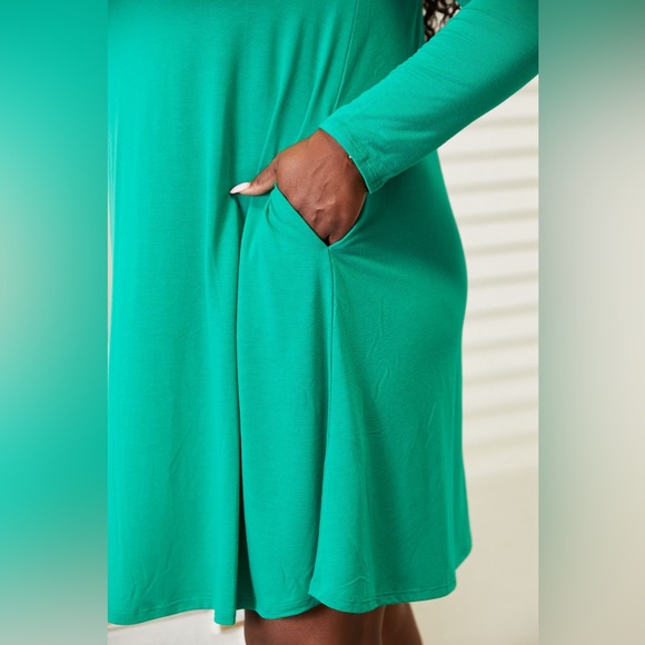 NEW**-Zenana Full Size Long Sleeve Flare Dress with Pockets OFFERS WELCOME - Picture 5 of 12